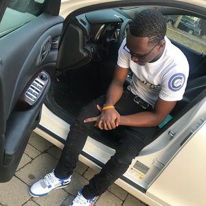 Meet your Posher, Cameron